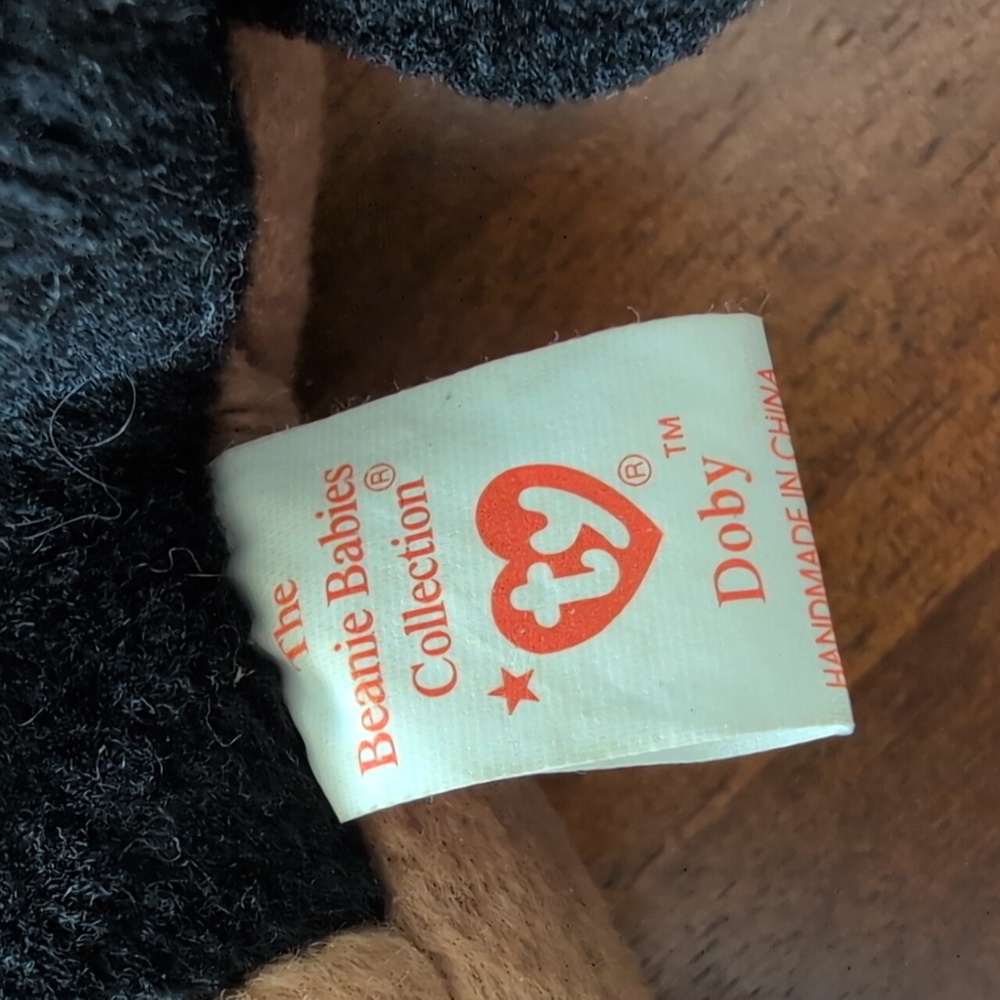 Beanie Baby 1996 Doby Stuffed Animal Vintage - Picture 7 of 7